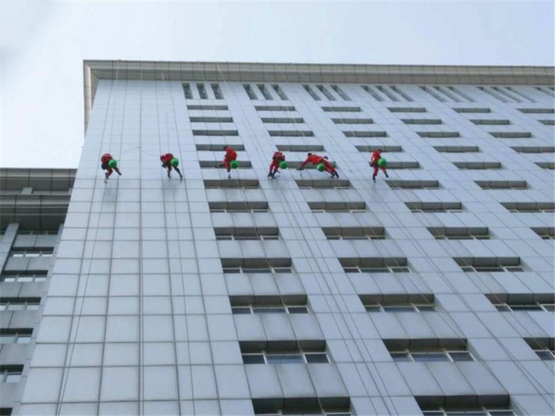 玻璃幕墻清洗，外墻脫落修補(bǔ)及維保